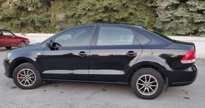 Продам Volkswagen Polo 2010 года в Киеве