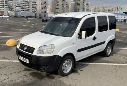 Продам Fiat Doblo пасс. 2006 года в Киеве