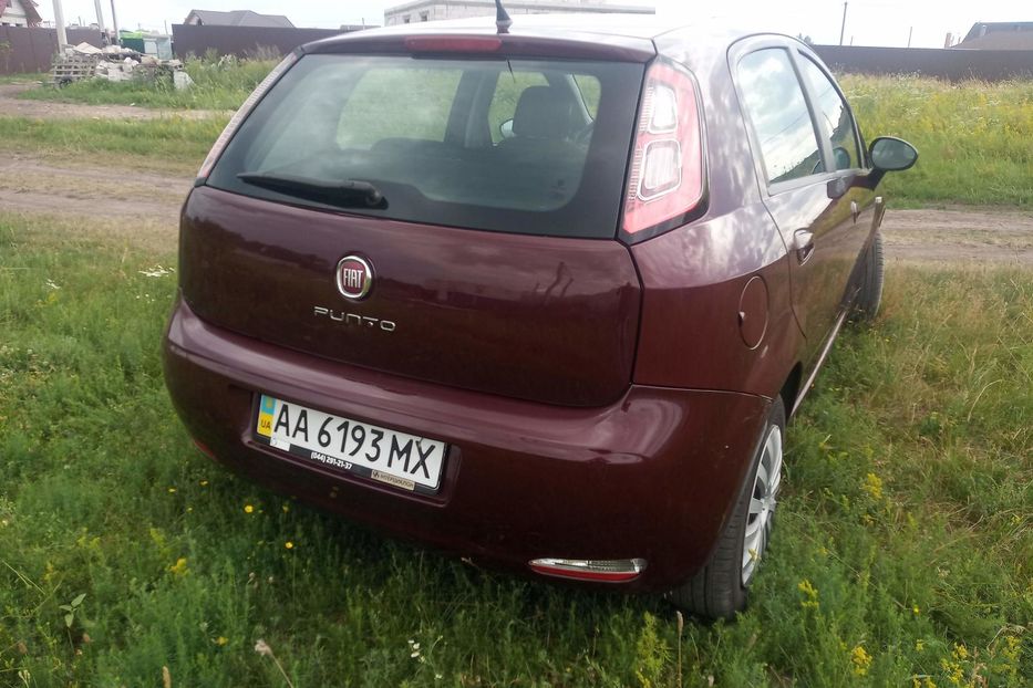 Продам Fiat Grande Punto 2013 года в Киеве