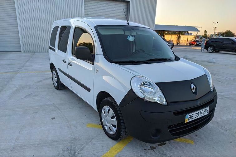 Продам Renault Kangoo пасс. 2008 года в г. Бершадь, Винницкая область