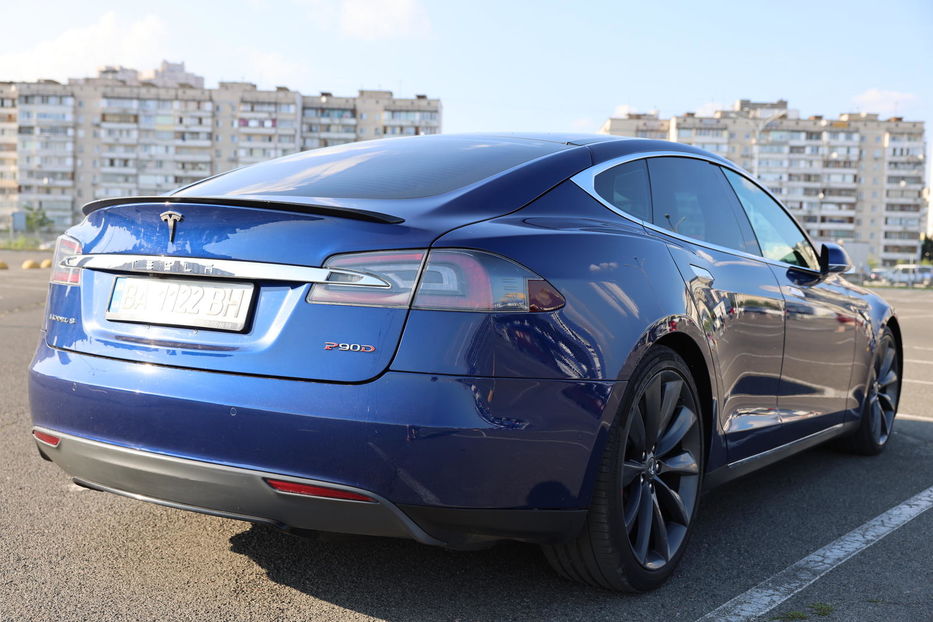 Продам Tesla Model S P90D 2016 года в Киеве