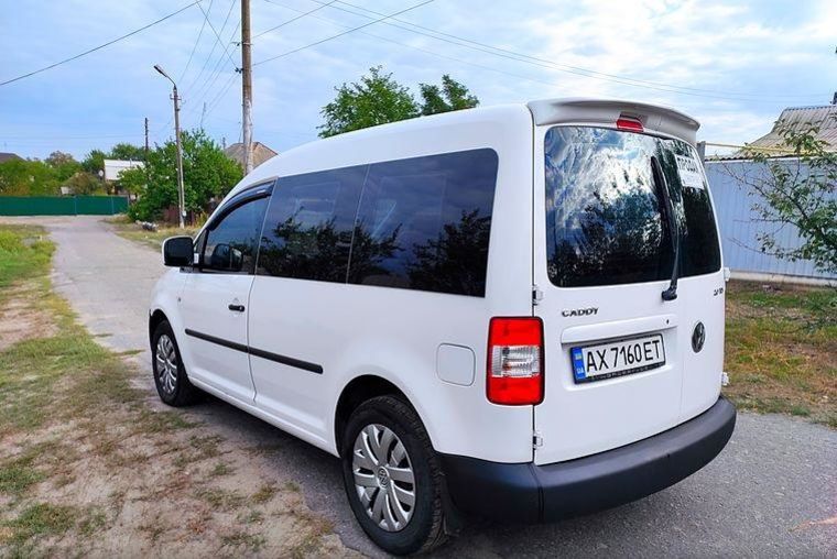 Продам Volkswagen Caddy пасс. 2010 года в г. Купянск, Харьковская область