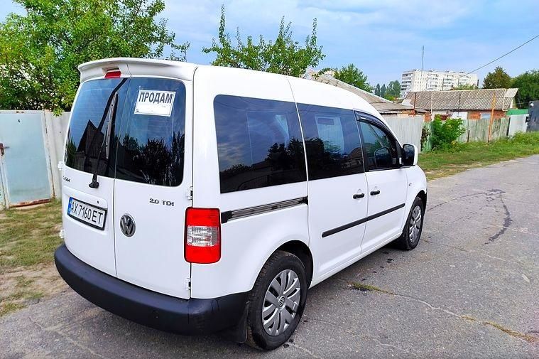 Продам Volkswagen Caddy пасс. 2010 года в г. Купянск, Харьковская область