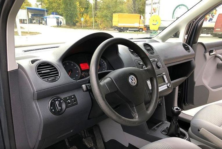 Продам Volkswagen Caddy пасс. 2009 года в г. Овруч, Житомирская область