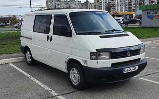 Продам Volkswagen T4 (Transporter) пасс. 2000 года в Киеве