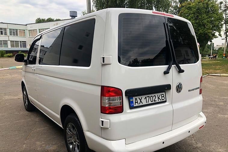 Продам Volkswagen T5 (Transporter) пасс. 2010 года в г. Гайворон, Кировоградская область