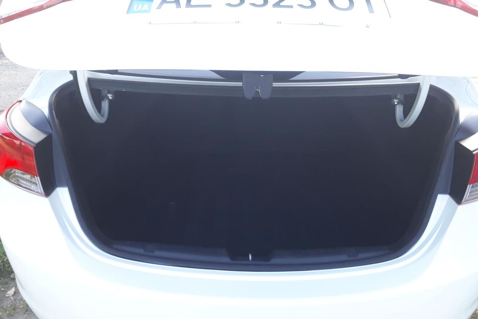 Продам Hyundai Elantra 2012 года в Днепре