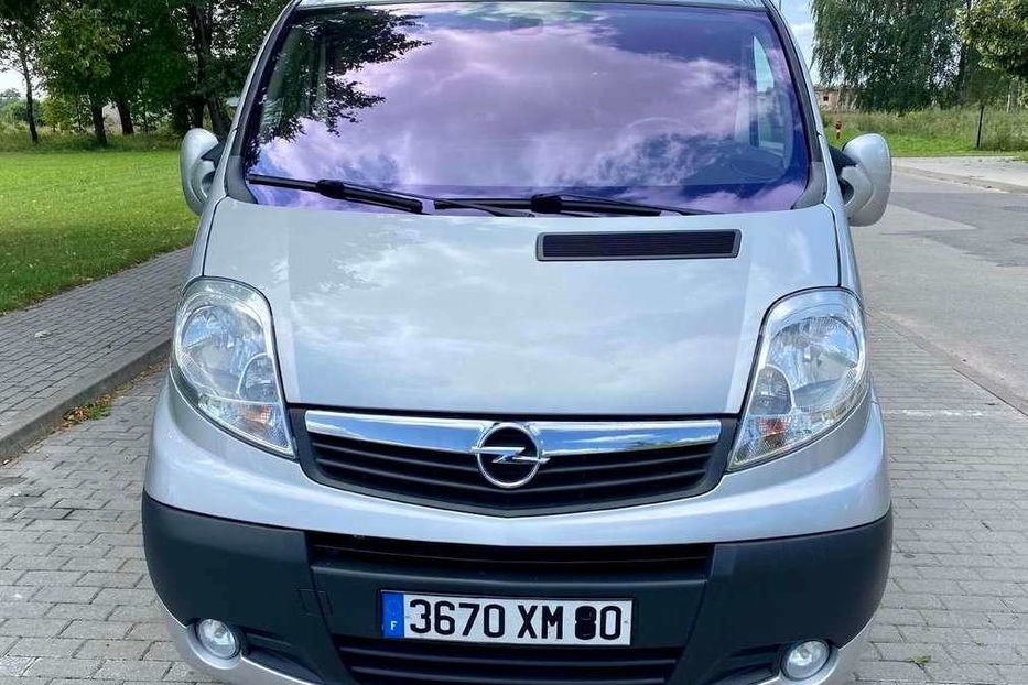 Продам Opel Vivaro пасс. 2009 года в г. Иршава, Закарпатская область