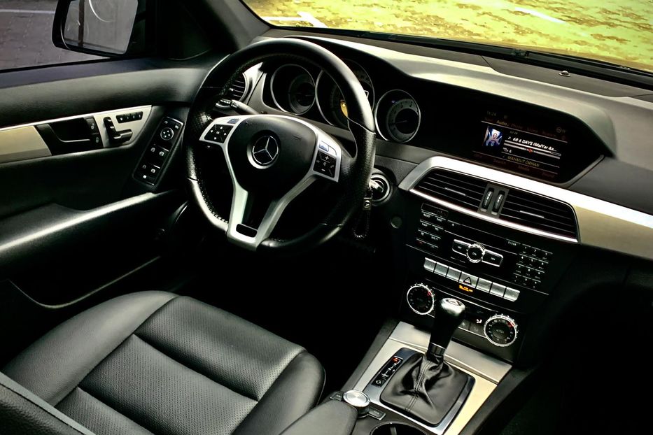 Продам Mercedes-Benz C-Class 3.0 4matic AMG 2011 года в Киеве
