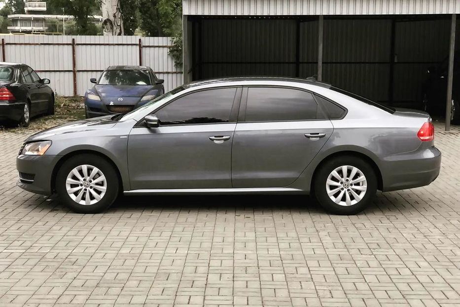 Продам Volkswagen Passat B7 2014 года в Днепре