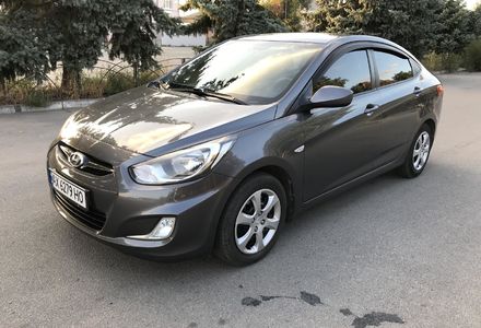 Продам Hyundai Accent  2011 года в г. Новомосковск, Днепропетровская область