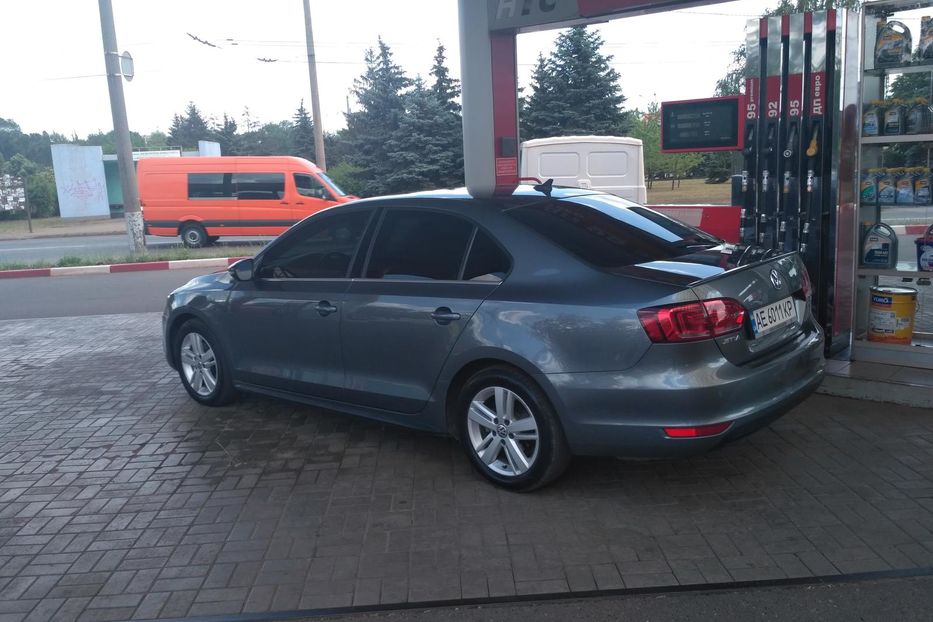 Продам Volkswagen Jetta 2013 года в г. Кривой Рог, Днепропетровская область