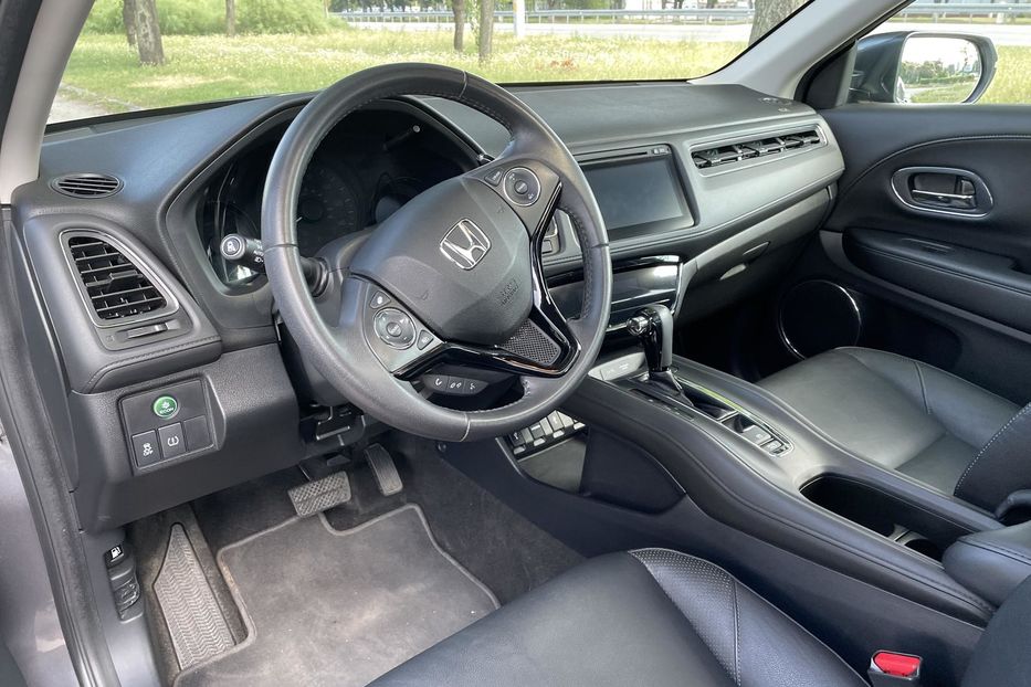 Продам Honda HR-V 2018 года в Днепре