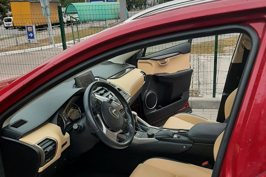 Продам Lexus NX 200 2015 года в Черкассах