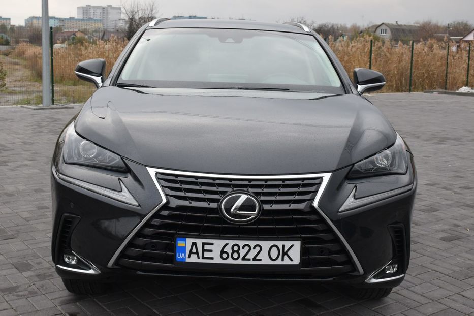 Продам Lexus NX 300 2019 года в Днепре