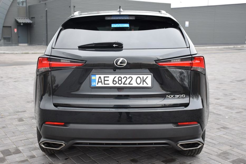 Продам Lexus NX 300 2019 года в Днепре