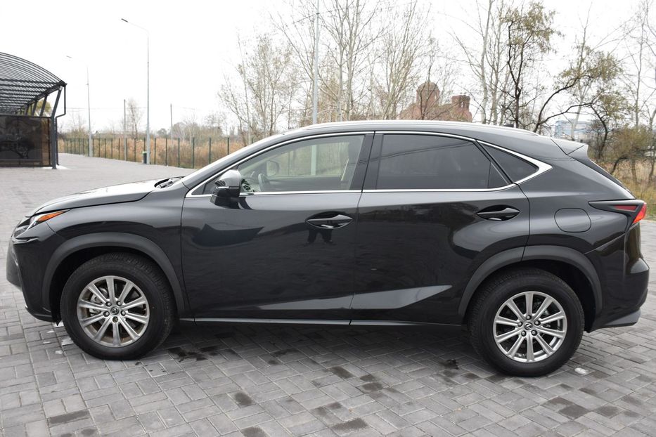 Продам Lexus NX 300 2019 года в Днепре