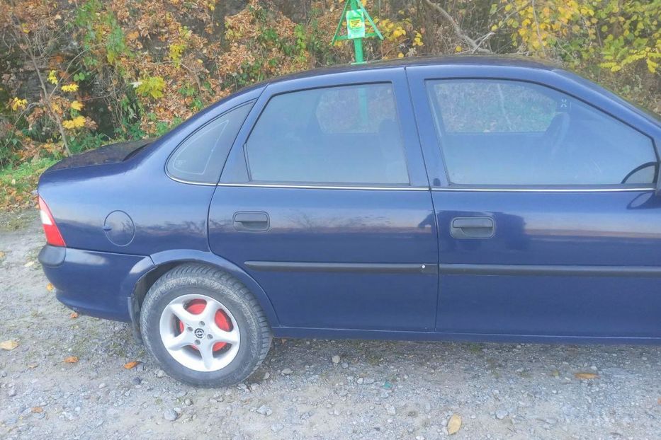 Продам Opel Vectra B 1998 года в г. Сокиряны, Черновицкая область