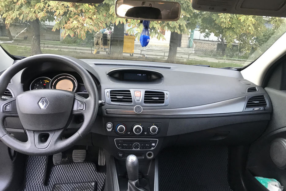 Продам Renault Megane 2011 года в Киеве