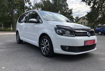 Продам Volkswagen Touran Bluemotion 2014 года в Киеве