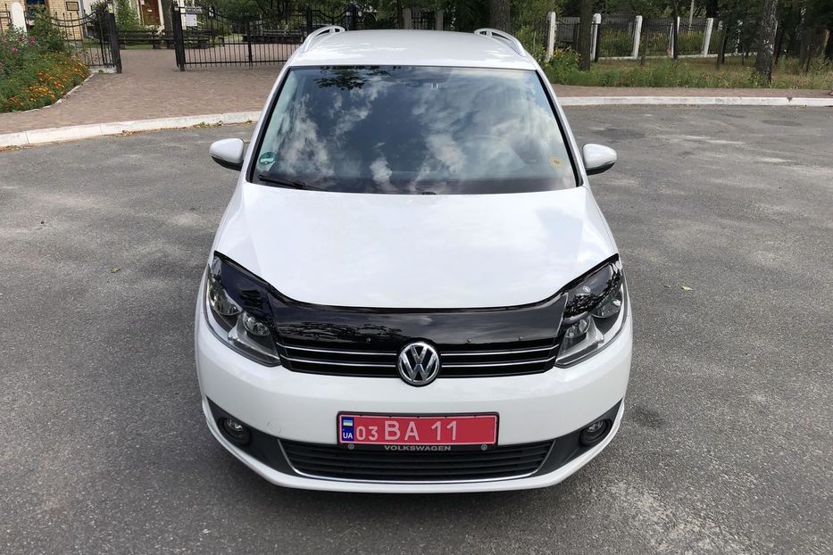 Продам Volkswagen Touran Bluemotion 2014 года в Киеве