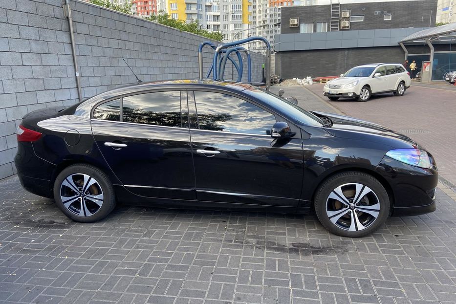 Продам Renault Fluence  2011 года в Киеве