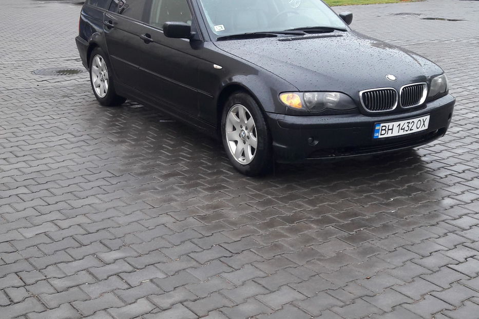 Продам BMW 320 2003 года в Одессе