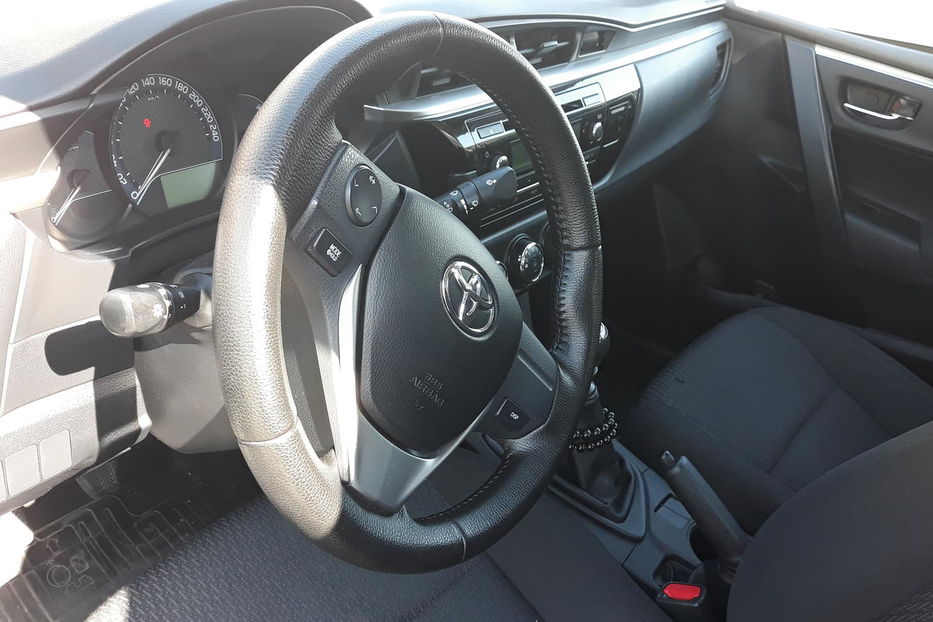 Продам Toyota Corolla 2014 года в Чернигове