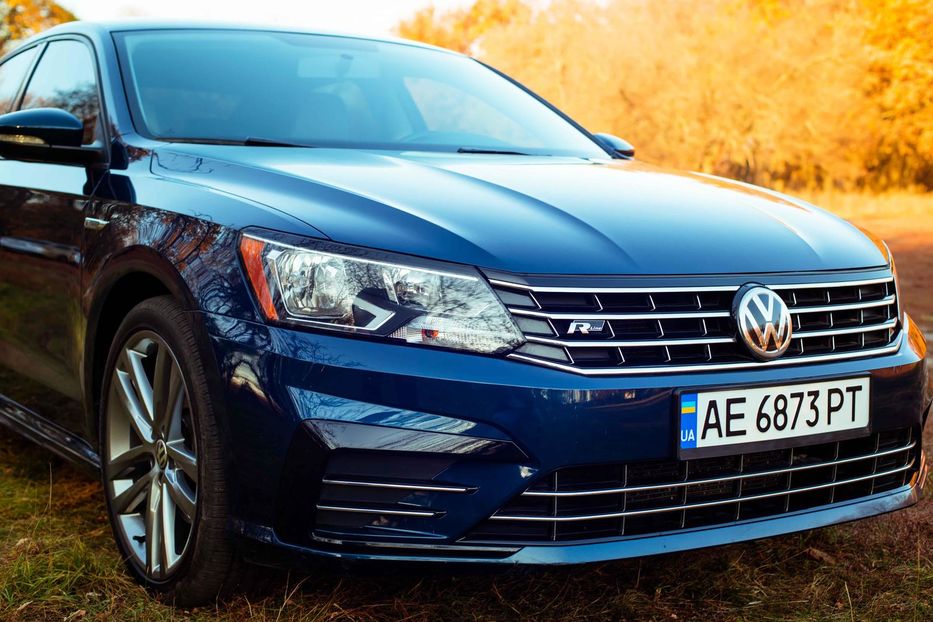 Продам Volkswagen Passat B8 R line 2018 года в Днепре