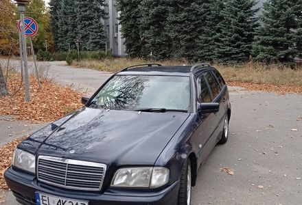 Продам Mercedes-Benz 220 1997 года в Днепре