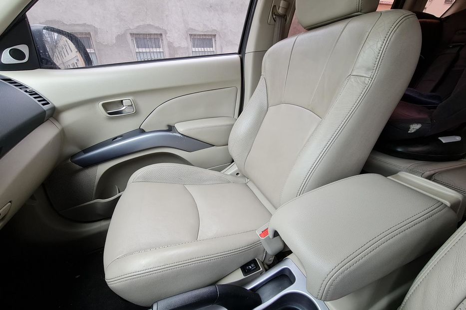 Продам Mitsubishi Outlander XL 3 2007 года в Одессе