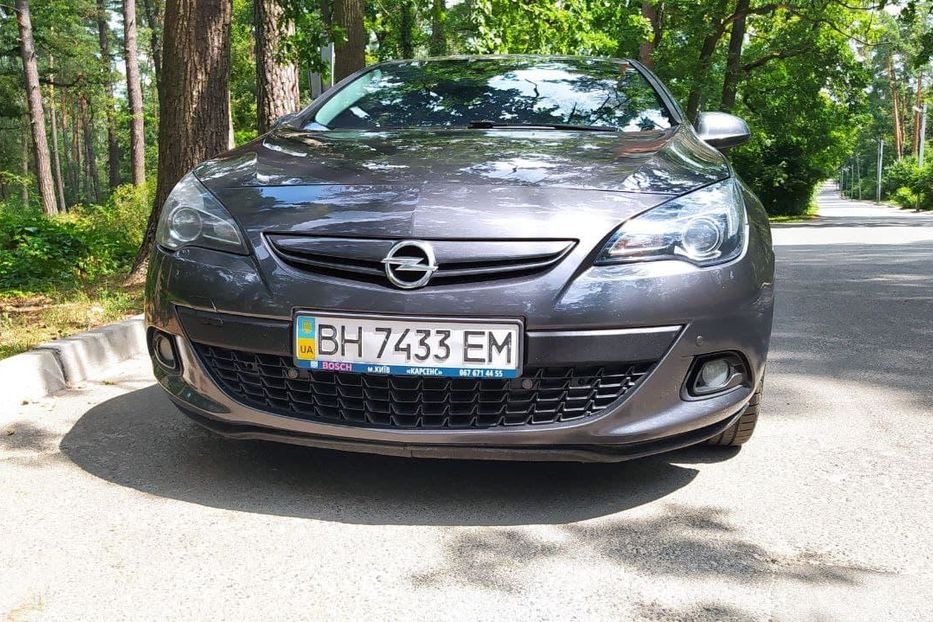 Продам Opel Astra J GTS 2012 года в г. Ирпень, Киевская область