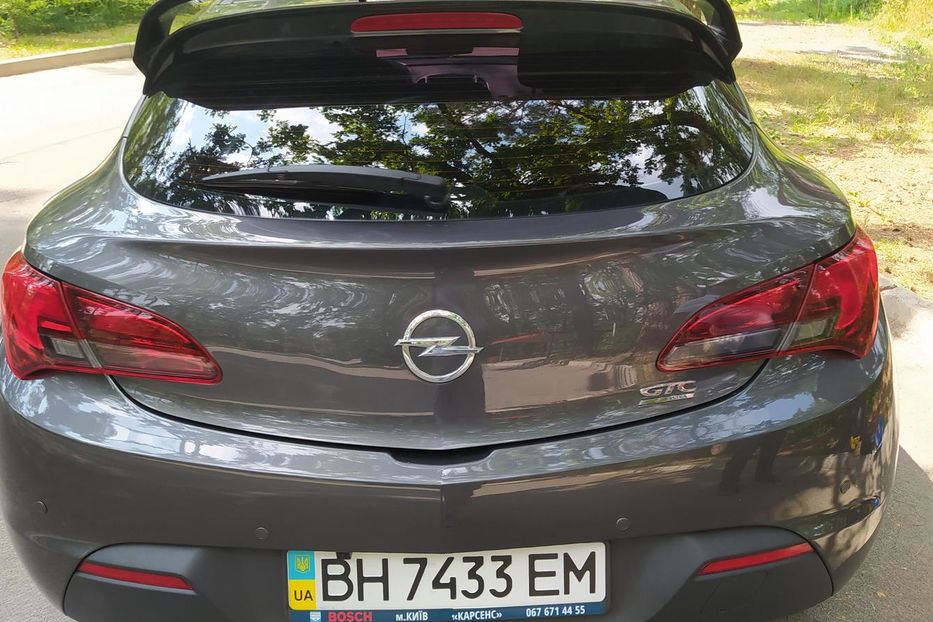 Продам Opel Astra J GTS 2012 года в г. Ирпень, Киевская область
