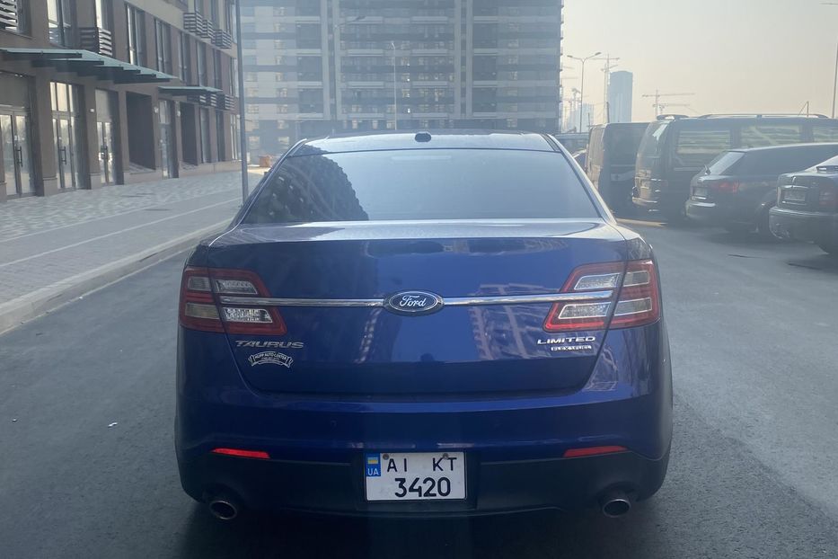 Продам Ford Taurus Limited  2013 года в Киеве