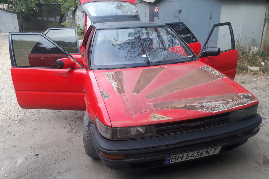 Продам Toyota Corolla 1988 года в Одессе