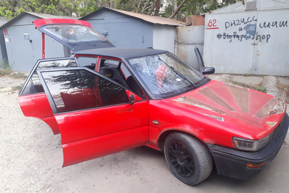 Продам Toyota Corolla 1988 года в Одессе