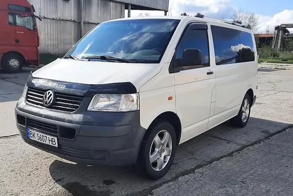 Продам Volkswagen T5 (Transporter) пасс. 2008 года в г. Яготин, Киевская область