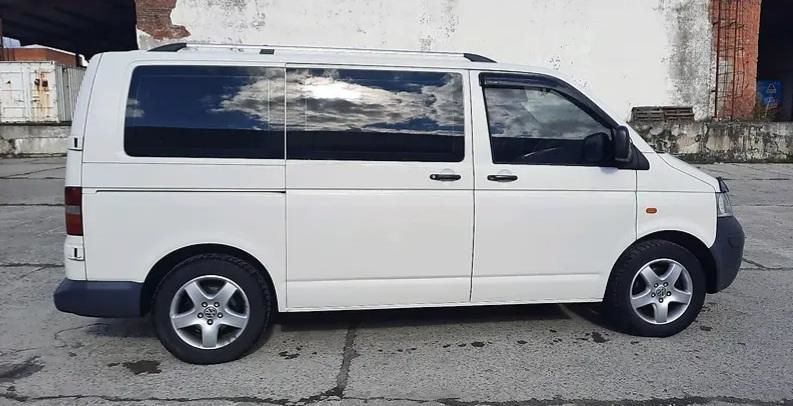 Продам Volkswagen T5 (Transporter) пасс. 2008 года в г. Яготин, Киевская область