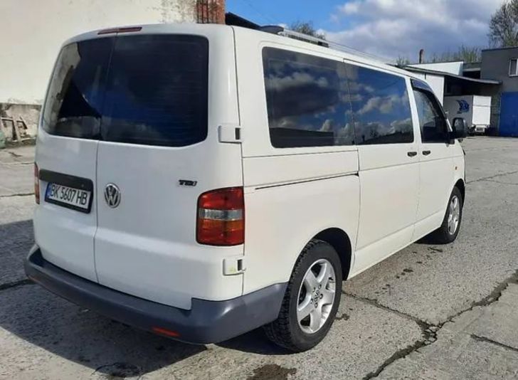 Продам Volkswagen T5 (Transporter) пасс. 2008 года в г. Яготин, Киевская область