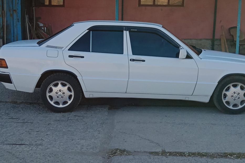 Продам Mercedes-Benz E-Class 1992 года в Сумах