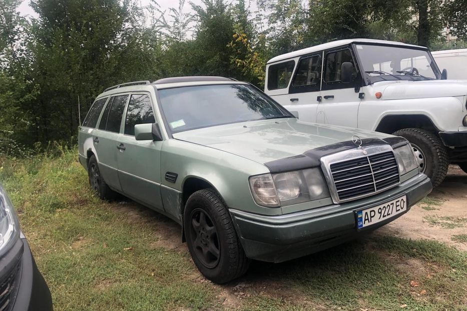 Продам Mercedes-Benz E-Class E250 в 124 кузове 1988 года в Запорожье