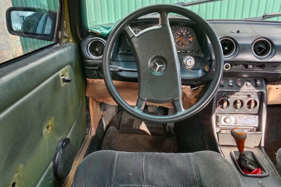 Продам Mercedes-Benz E-Class 1980 года в Одессе