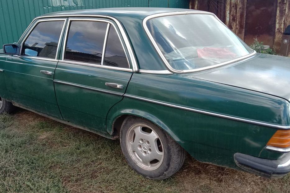 Продам Mercedes-Benz E-Class 1980 года в Одессе