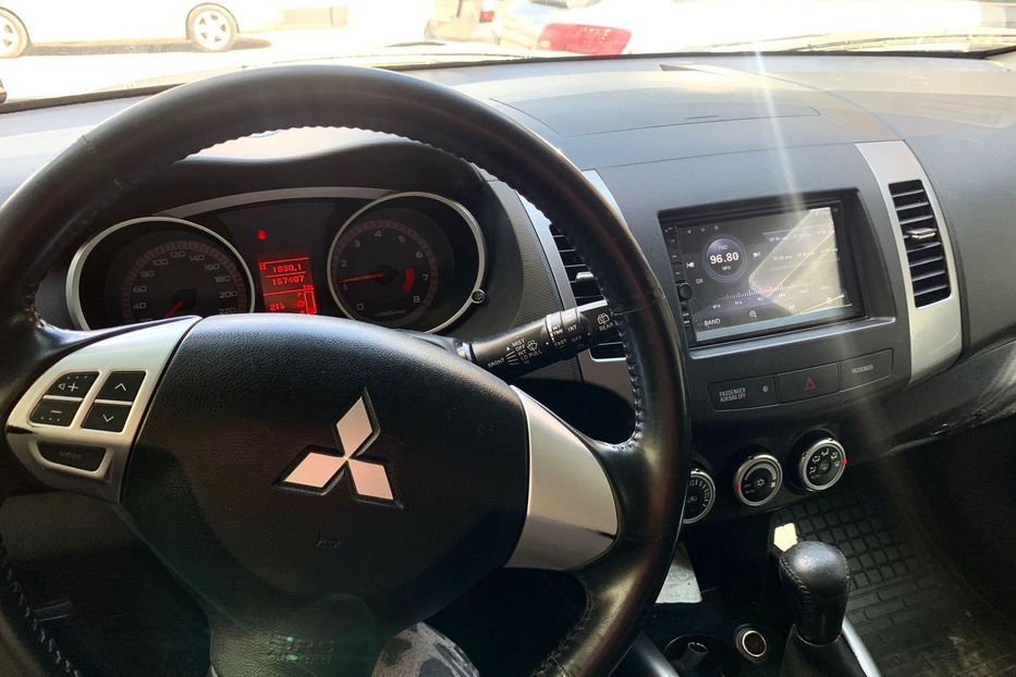 Продам Mitsubishi Outlander XL 2009 года в Киеве