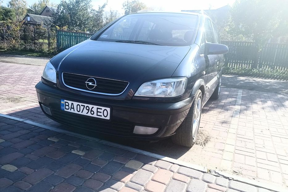 Продам Opel Zafira 2000 года в г. Малая Виска, Кировоградская область