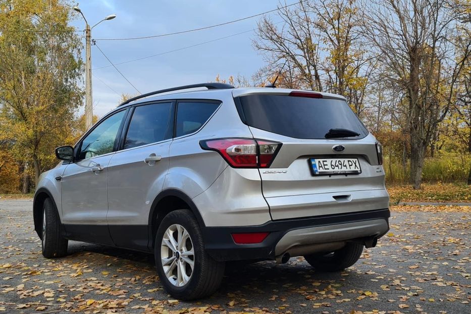 Продам Ford Escape AWD 2018 года в Днепре