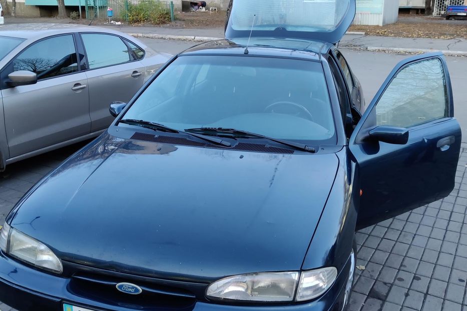 Продам Ford Mondeo 1995 года в г. Першотравенск, Днепропетровская область