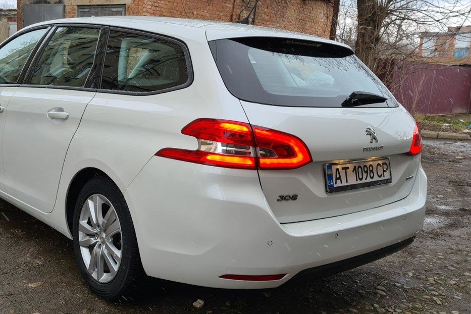 Продам Peugeot 308 2015 года в г. Калуш, Ивано-Франковская область