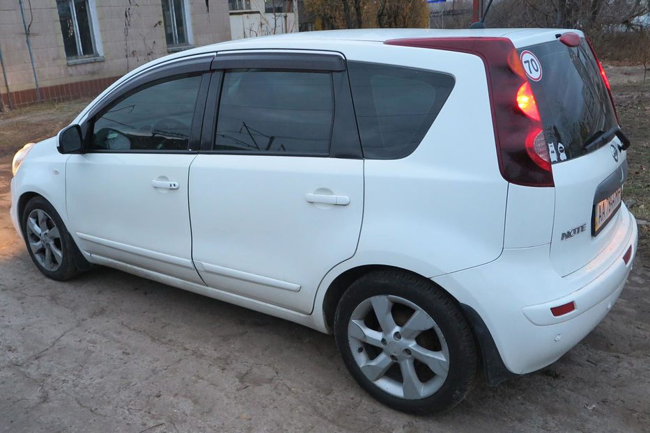 Продам Nissan Note 2011 года в Киеве