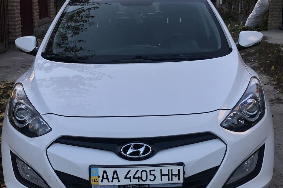 Продам Hyundai i30  2012 года в Киеве